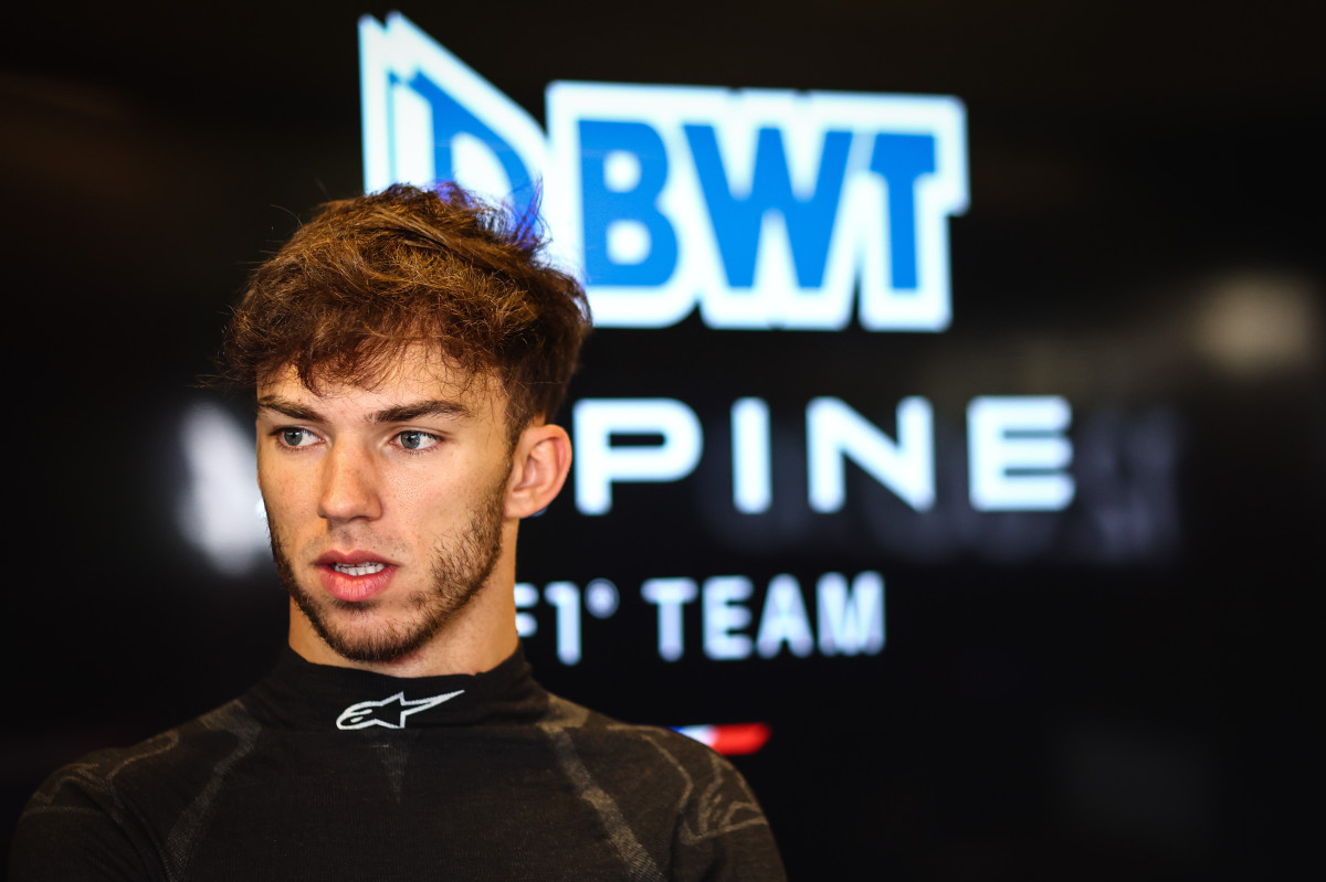 Pierre_Gasly_enjoys_first_outing_alongside_Jack_Doohan_as_BWT_Alpine_F1_Team_rounds_off_2022_season